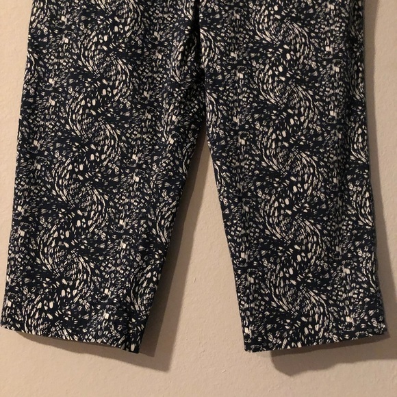 Coldwater Creek navy patterned cropped pants - Picture 3 of 15